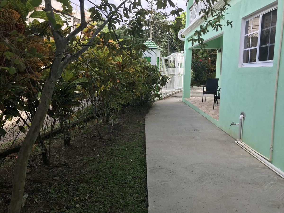 Marvey'S Place Castries Exterior photo